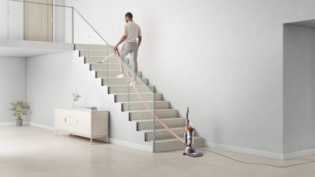 The hose stretches a total of 14 metres.